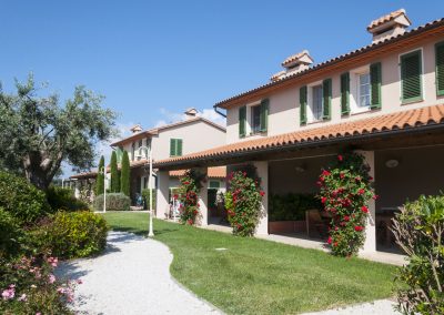 Häuser mit Terrassen